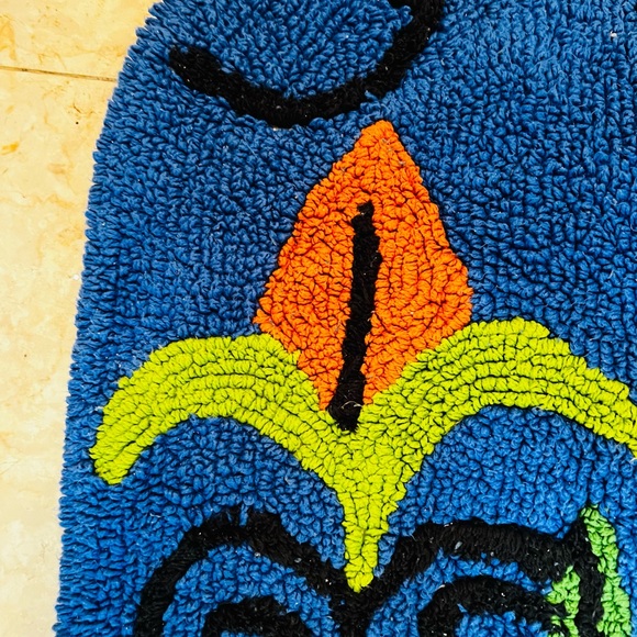 Monkey Kingdom Reversible Rug Elephant 30” wide x 25” tall - Picture 7 of 8